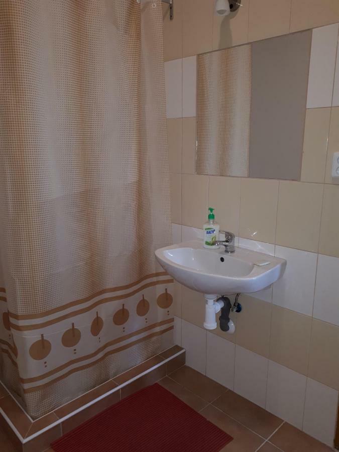 Pension Kord Мост Екстериор снимка